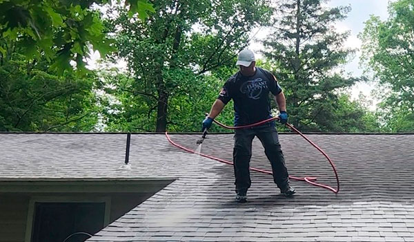 Roof Washing